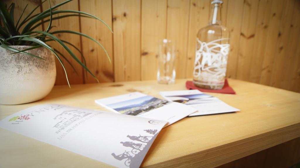 Hotel Wynegg Klosters Rum bild